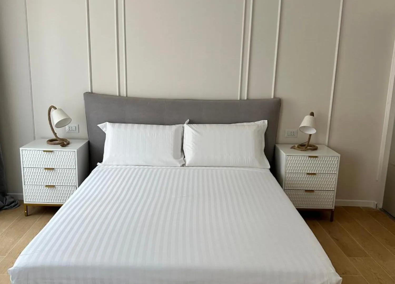 Luna Luxury Suite Bergamo 0*,  Italy