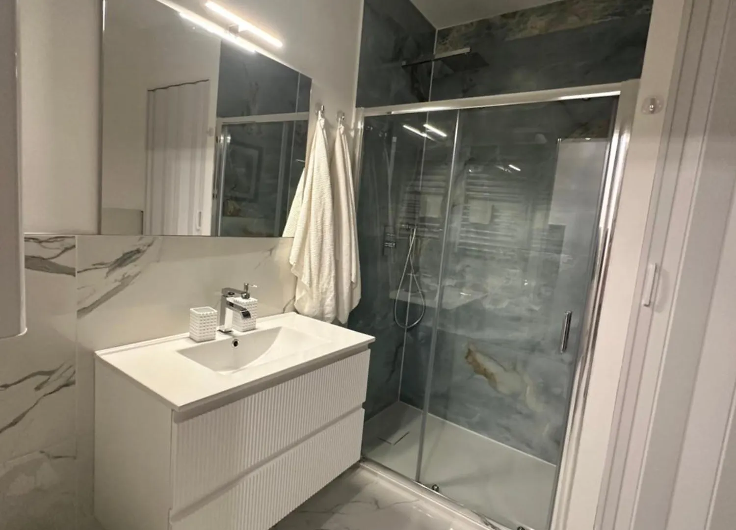Luna Luxury Suite بيرغامو 0*,