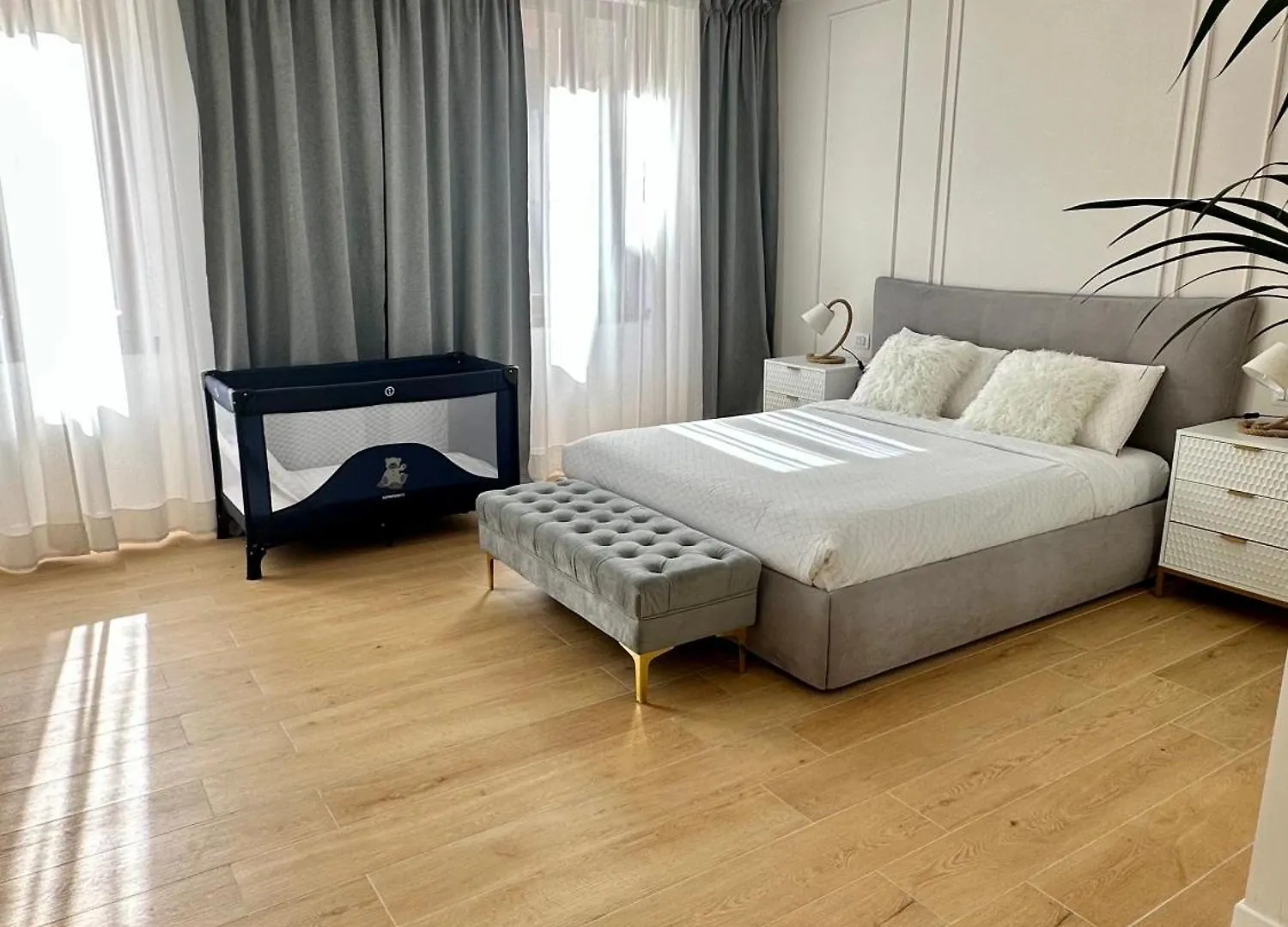 Luna Luxury Suite Bergamo 0*,  Italy
